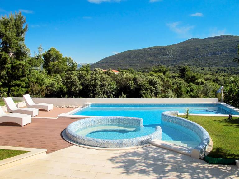 Lovely apartment with terrace, barbecue & pool | Sea view | Pets allowed — photo 2