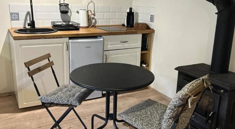 Apartment with 1 room for 4 persons — photo 3