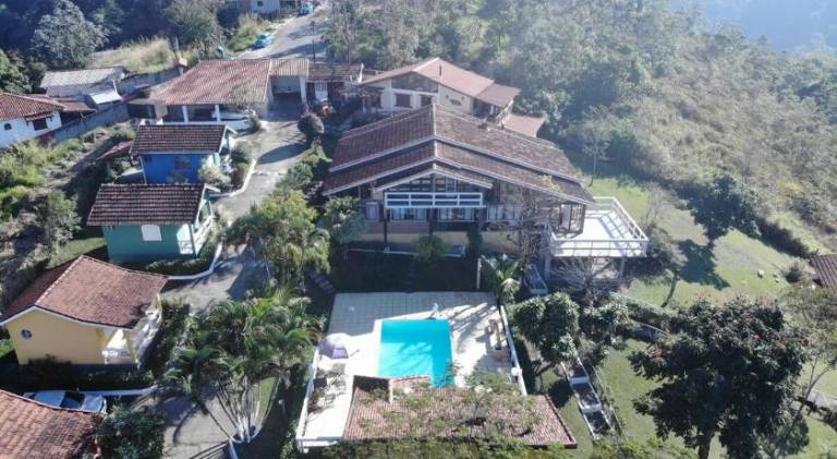 Holiday apartment with pool — photo 5