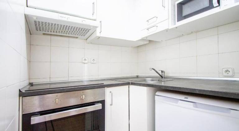 Rental apartment with garden & private pool — photo 4