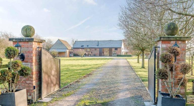 279 m&sup2; Ferienwohnung