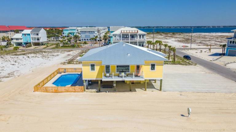 Child-friendly house with private pool, terrace & barbecue | Water view | Beach nearby | Dogs allowed — photo 2