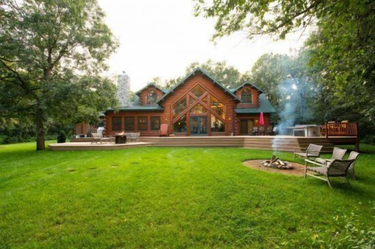 House  Necedah