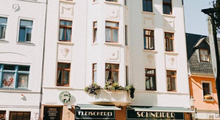 Rental apartment with patio in Chemnitz