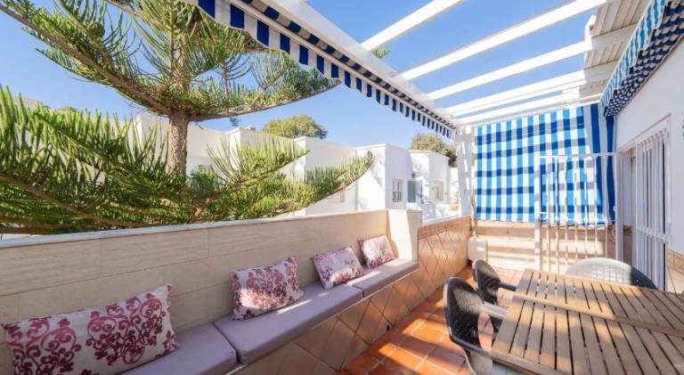 Rental apartment with pool — photo 3