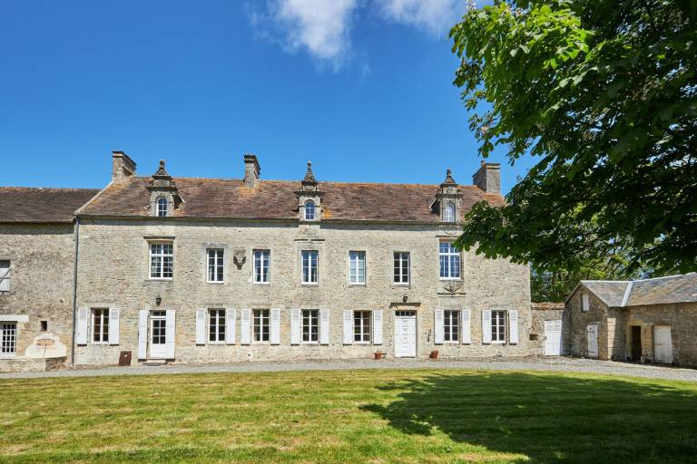 Vacation home with garden & patio in Bayeux