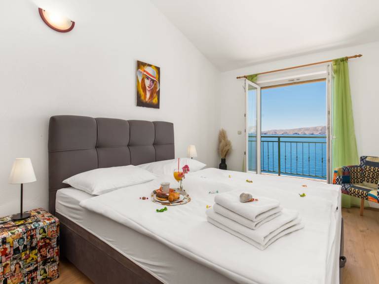 Holiday apartment with terrace, pool & barbecue | Sea view — photo 4