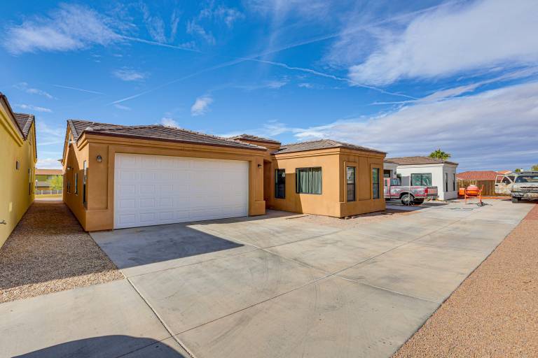 7 Mi to Golf: Mtn-View Retreat in Bullhead City — photo 3