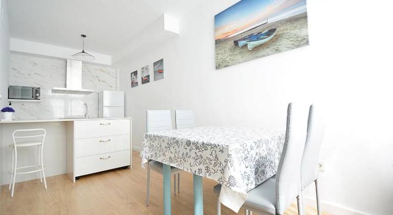 Apartment with 3 rooms for 6 persons — photo 2