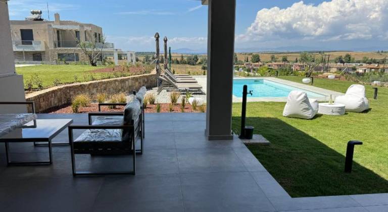 Villa with grill, garden & private pool | Suitable for remote work — photo 4
