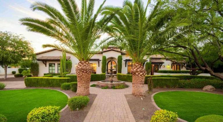 Vacation home with hot tub & pool | Pet-friendly in Paradise Valley, AZ