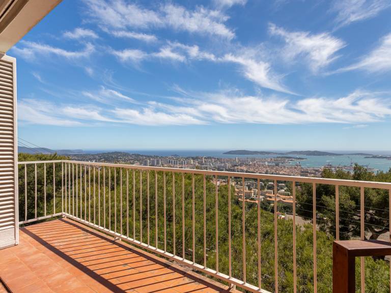 House with terrace, garden & hot tub | Sea view — photo 5