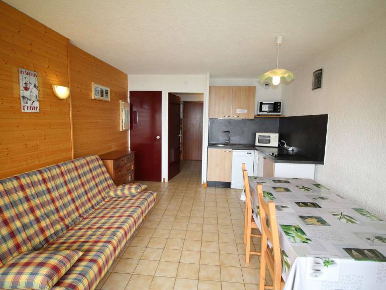 Studio cabin for 4, 150m from slopes - Auris en Oisans — photo 4