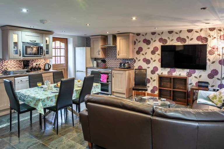 Ivy Cottage Great Houndbeare Farm