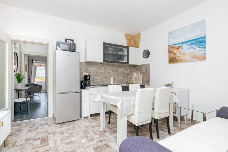 Apartment with patio & barbeque | Sea view | Next to the beach | Pets are welcome — photo 4