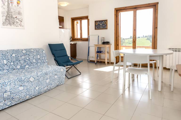 Holiday apartment with terrace | City view — photo 5