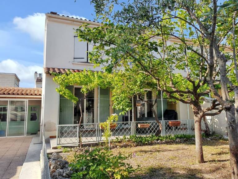 Maison de vacances Althen-des-Paluds