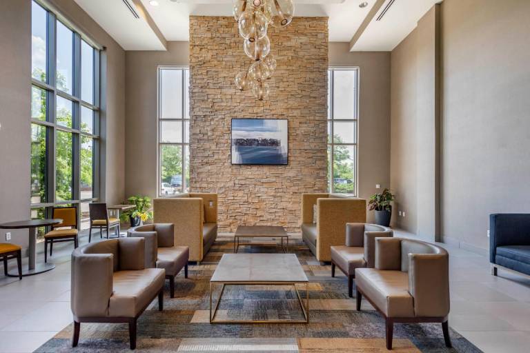 Cambria Hotel Madison East — photo 2