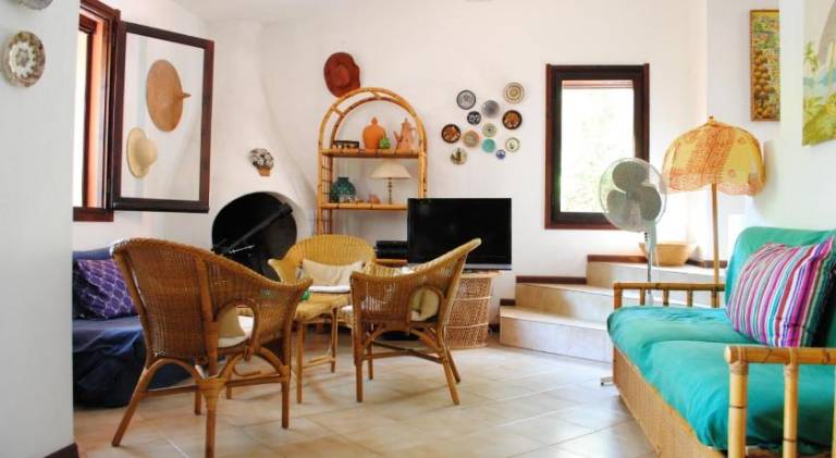 Villa with 5 rooms for 8 persons — photo 2
