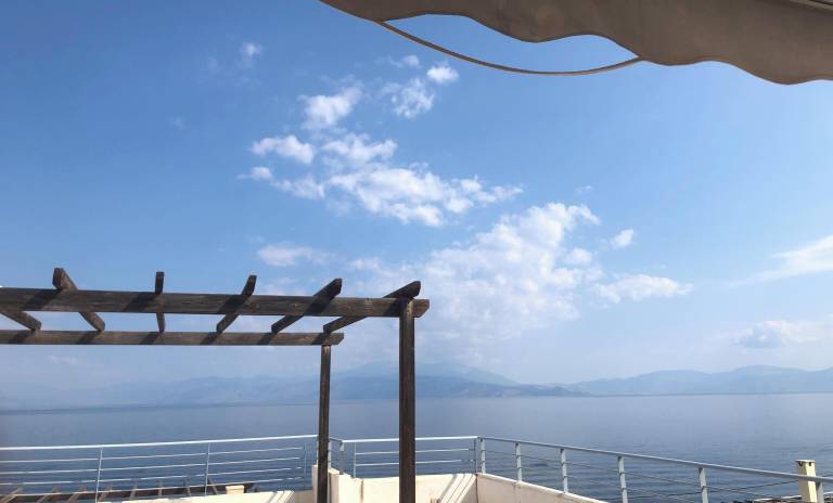 Διαμέρισμα Δερβένι