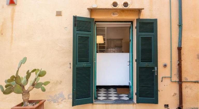 Vacation home with 1 room for 4 persons in Finale Ligure
