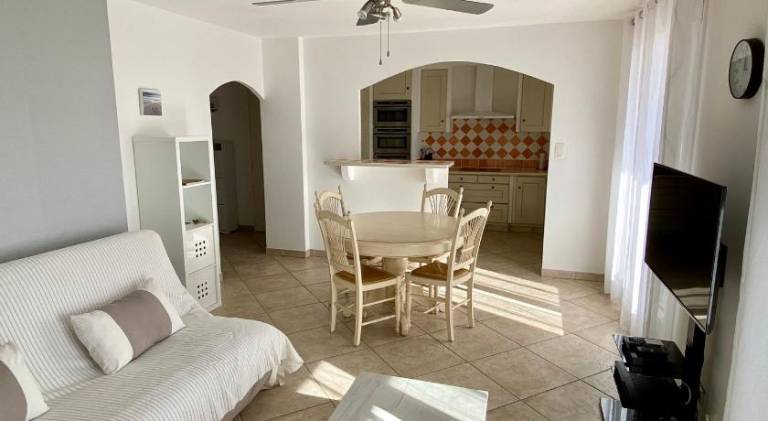 Rental apartment with 2 rooms for 6 persons — photo 2