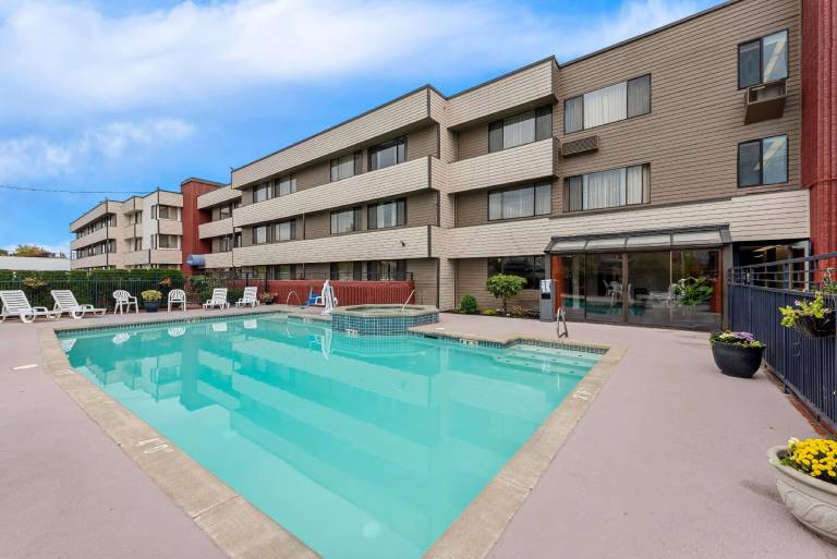 Best Western Cascadia Inn — photo 2
