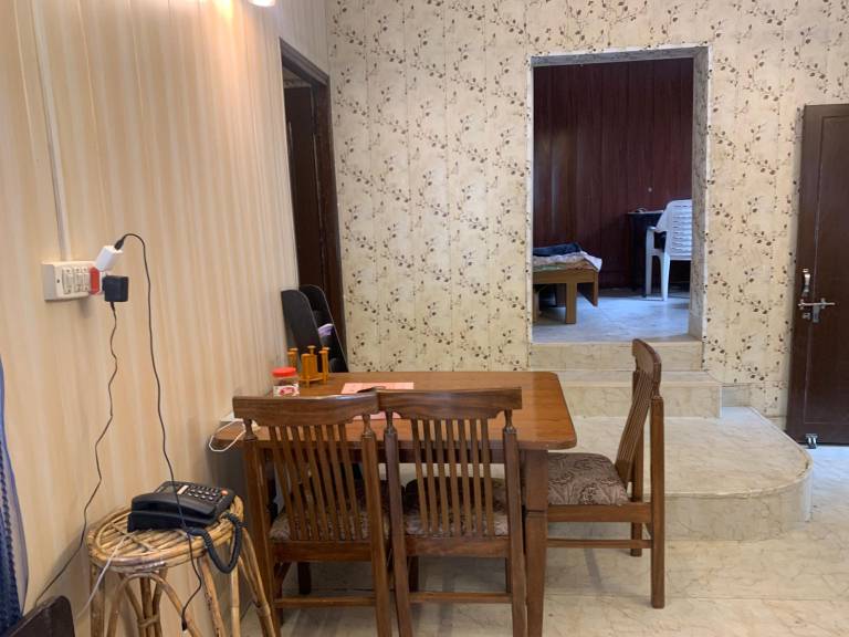 Ample villa with yard & grill | Pets allowed — photo 4