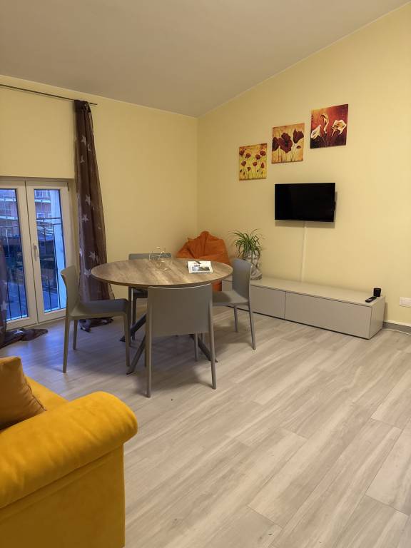 Ferienwohnung in Desenzano del Garda, Gardasee für max. 5 Personen Ferienwohnung in Desenzano del Garda, Gardasee für max. 5 Personen
