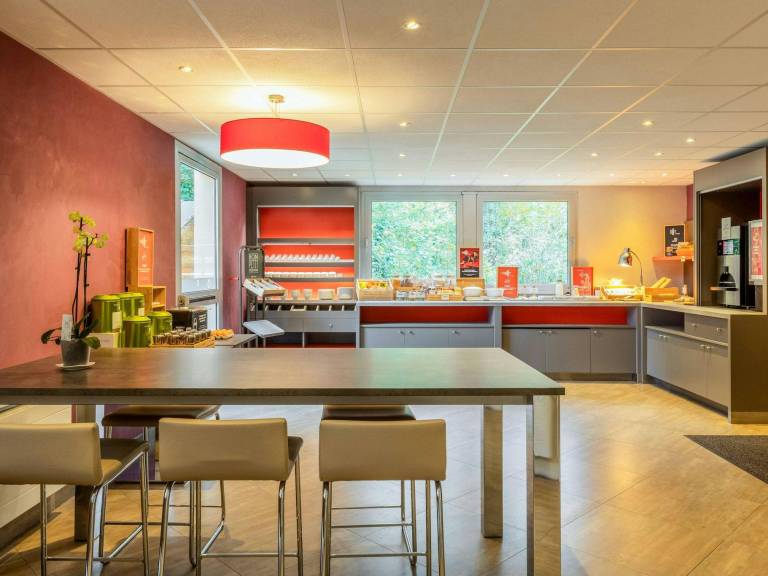 Ibis Jouy-en-Josas Vélizy — photo 2