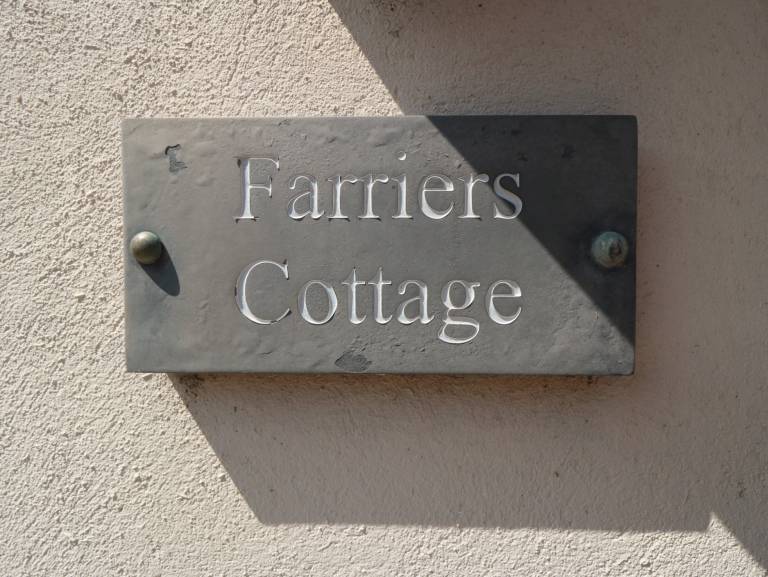 Cottage with garden | Beach view — photo 3