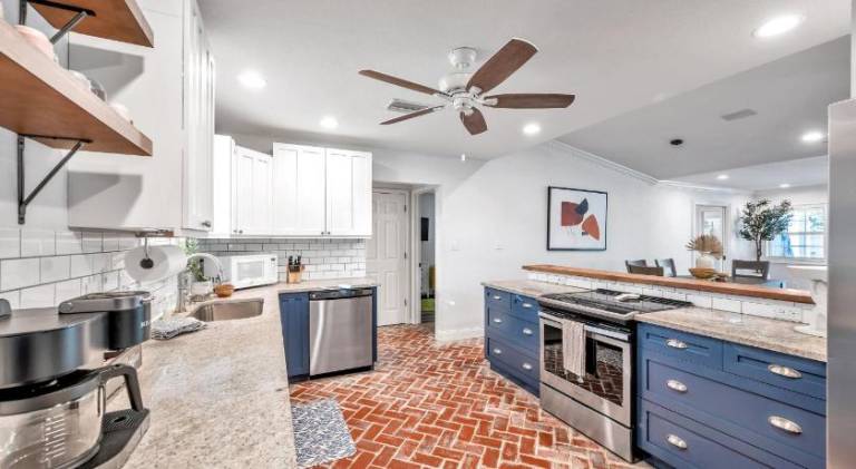 Beautiful house with pool | Pets are welcome — photo 3