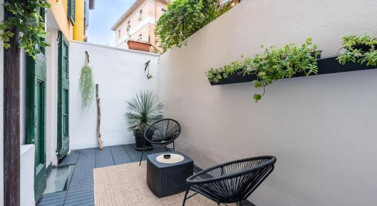 Holiday apartment | Next to Two Towers — photo 5