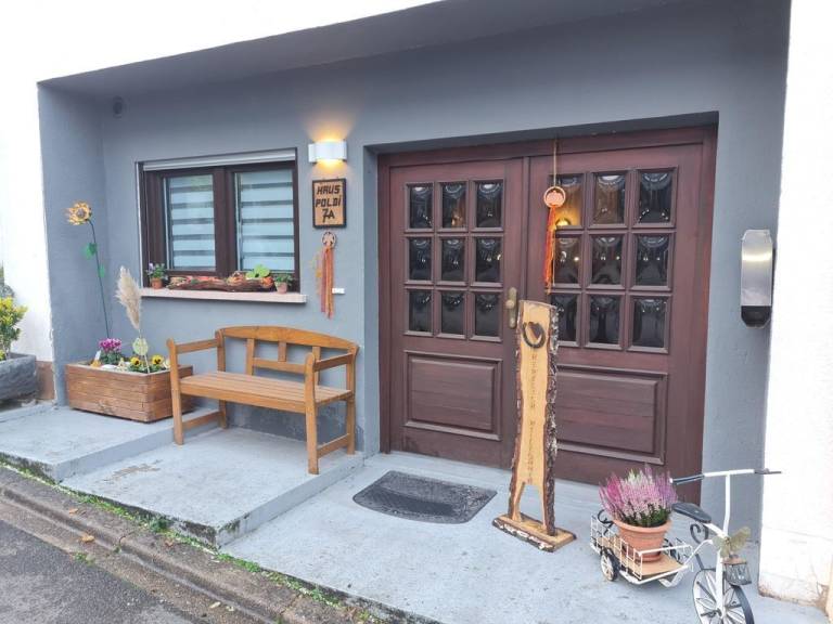 House Kastel-Staadt