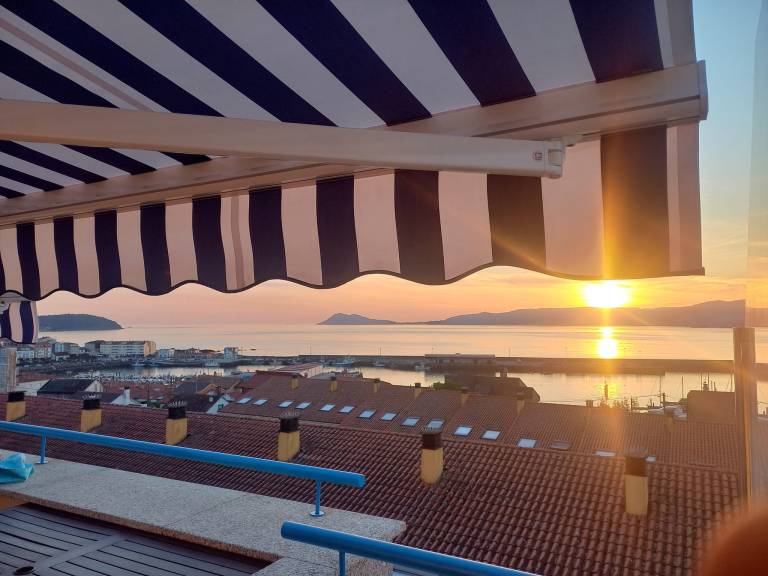 Ferienwohnung direkt am Wasser in Goians, Atlantikküste Spanien f&uuml;r max. 4 Personen