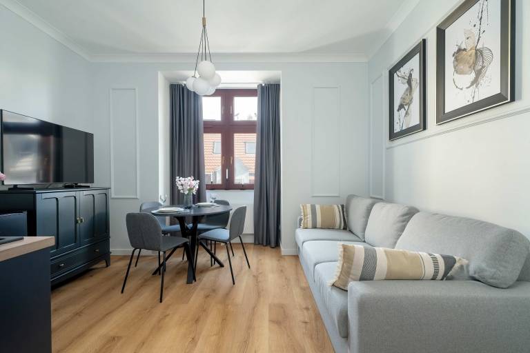 Studio with fast internet in Poznan