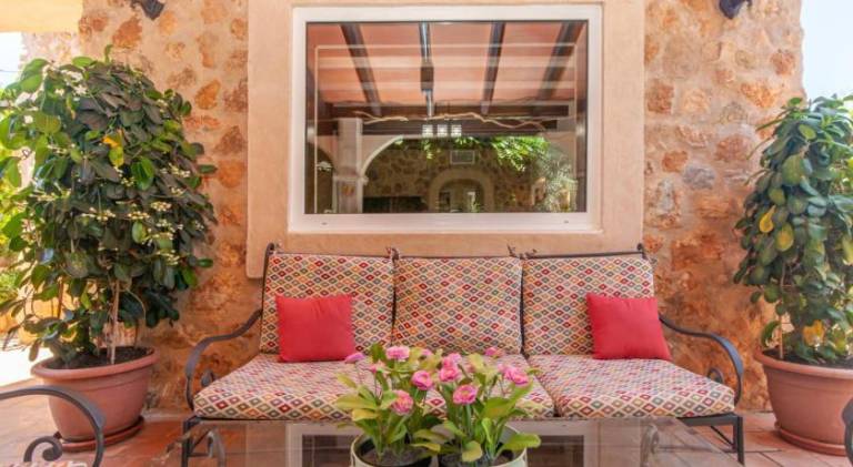 House with pool | Pet-friendly — photo 3