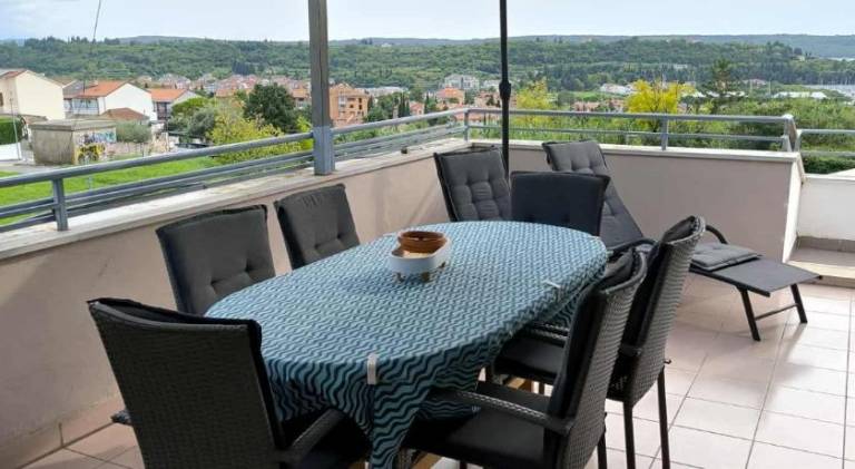 Holiday apartment with yard, barbecue & terrace | Suitable for remote work — photo 4