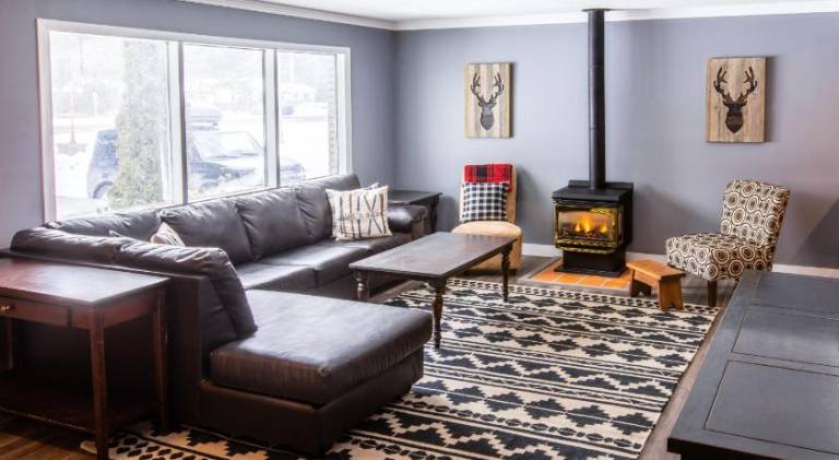 Ample chalet | Pets allowed in The Blue Mountains, ON