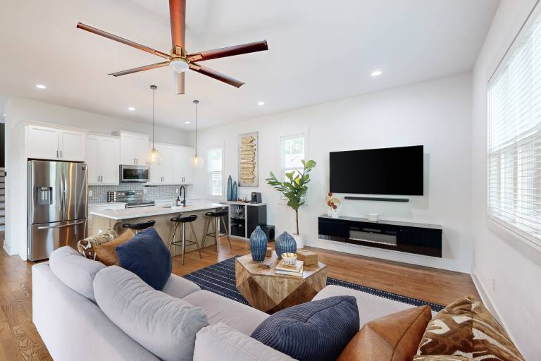 2 Mi to World Cup! Luxe Escape w/ Skyline Views in Atlanta, GA