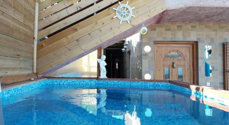 Fully equipped vacation home with yard, private pool & jacuzzi | Pet-friendly in Zakynthos