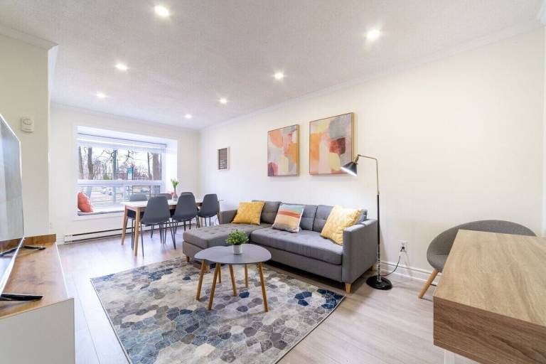 House Waterloo