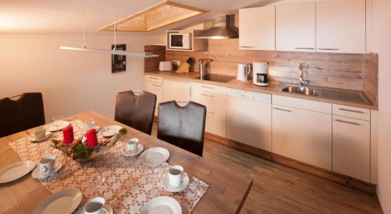 Holiday apartment with patio — photo 3