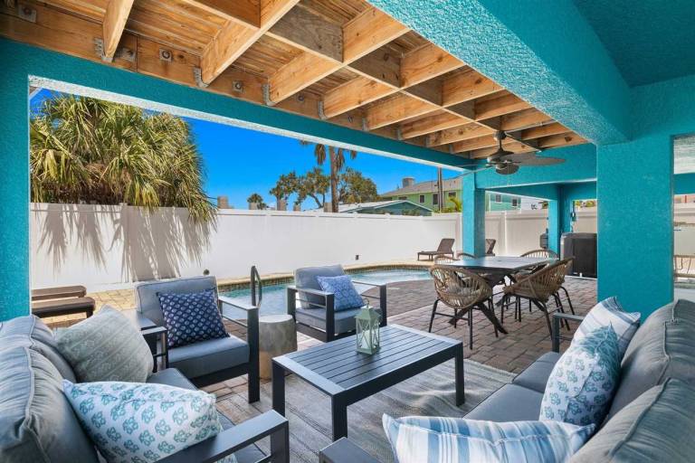 Vacation home with BBQ — photo 2