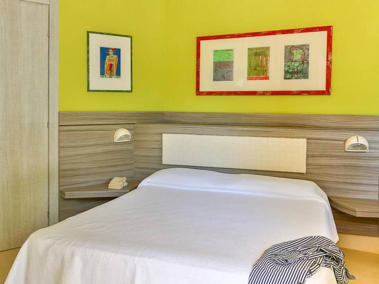Family-friendly beautiful apartment with pool | Pets allowed — photo 5