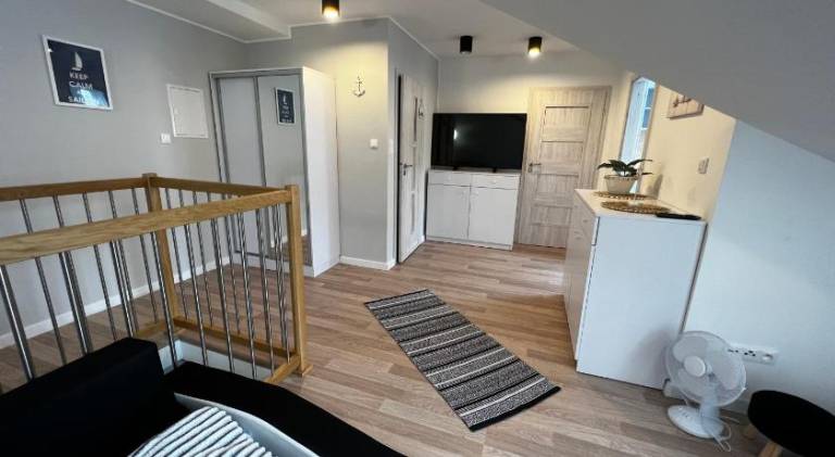 Holiday apartment with yard & terrace — photo 4