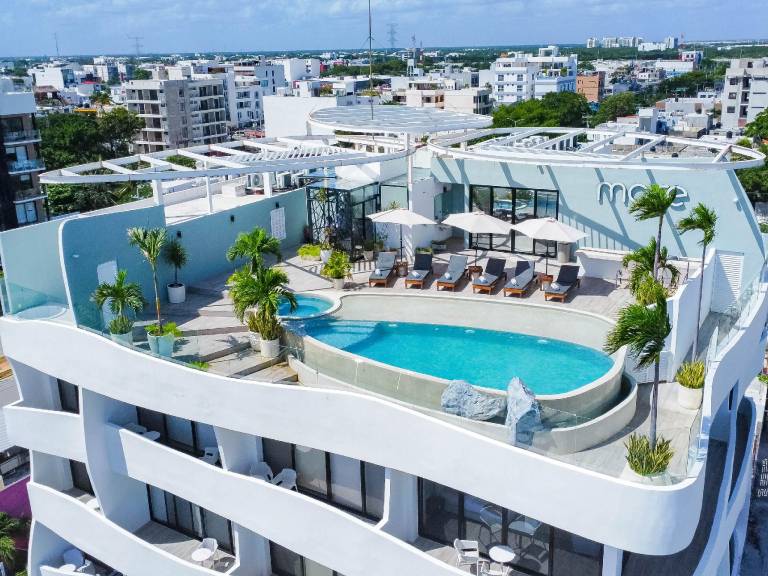 Rental apartment with pool & terrace in Playa del Carmen