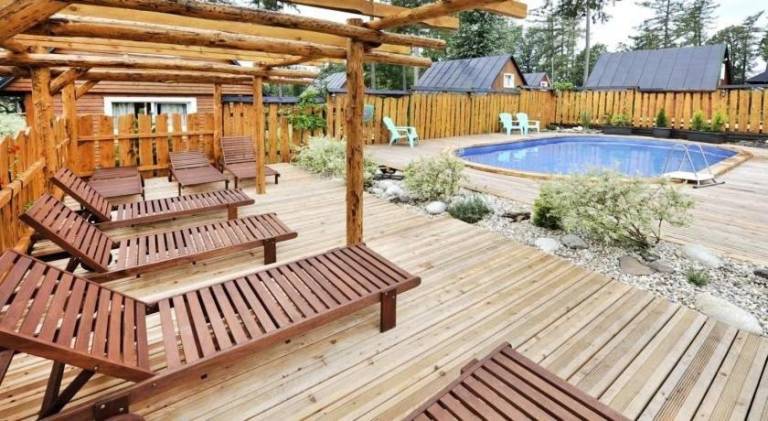 Chalet with pool | Pets are welcome — photo 4