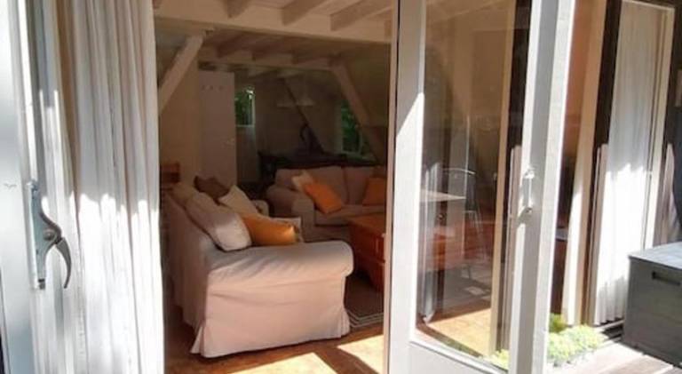 Chalet with pool — photo 5