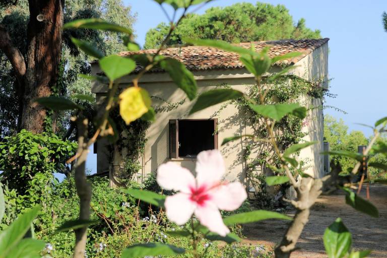 Casa Cucinone, for 2/4 people, with sea view and access to the beach — photo 2